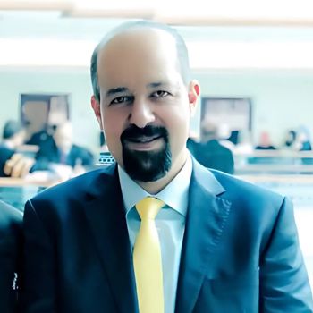 المحامي أنس قاقيش